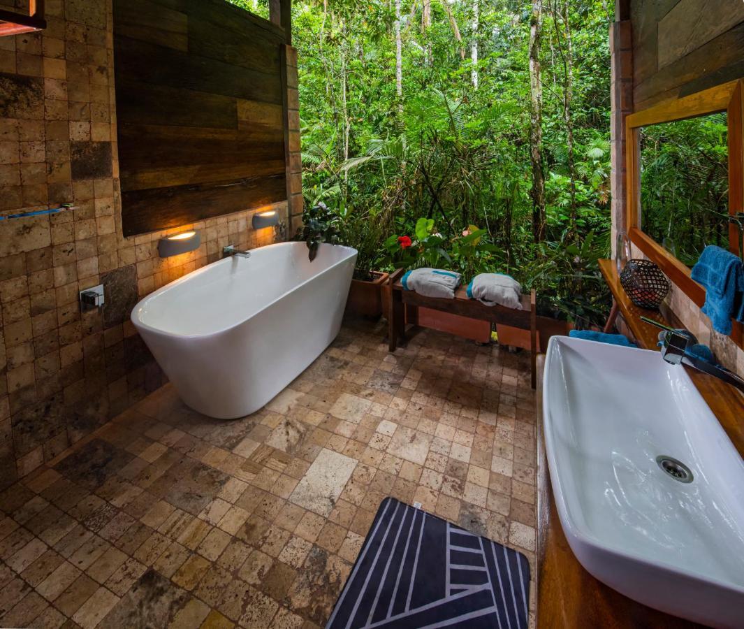 Puerto Montufar Jamu Lodge מראה חיצוני תמונה